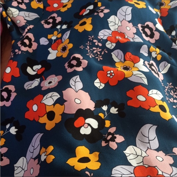 Victoria Beckham for Target Navy Floral Blouse Size XS. Excellent Condition. - Picture 8 of 10